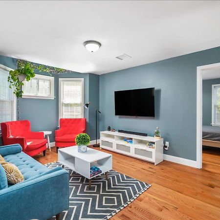 Colorful, Comfy & Modern - Close To Nyc - Parking! Mount Vernon Buitenkant foto
